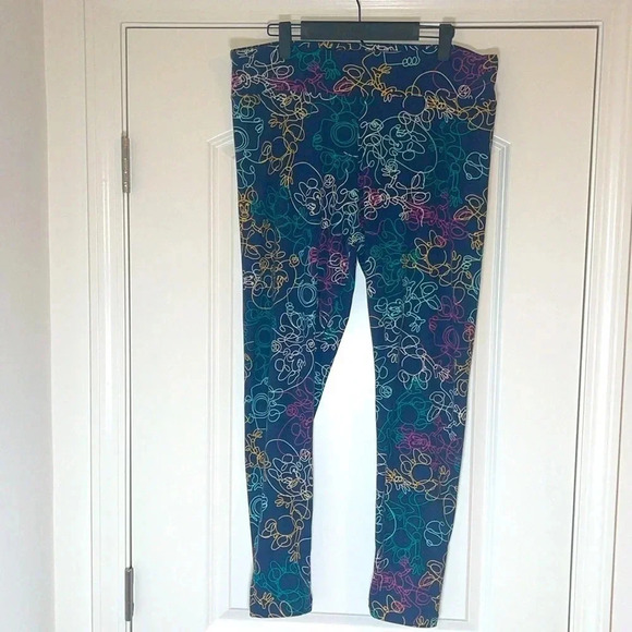 LuLaRoe OS Leggings Disney Minnie Mouse Blue Grafitti Scribble Camrea Pink White - Picture 1 of 8